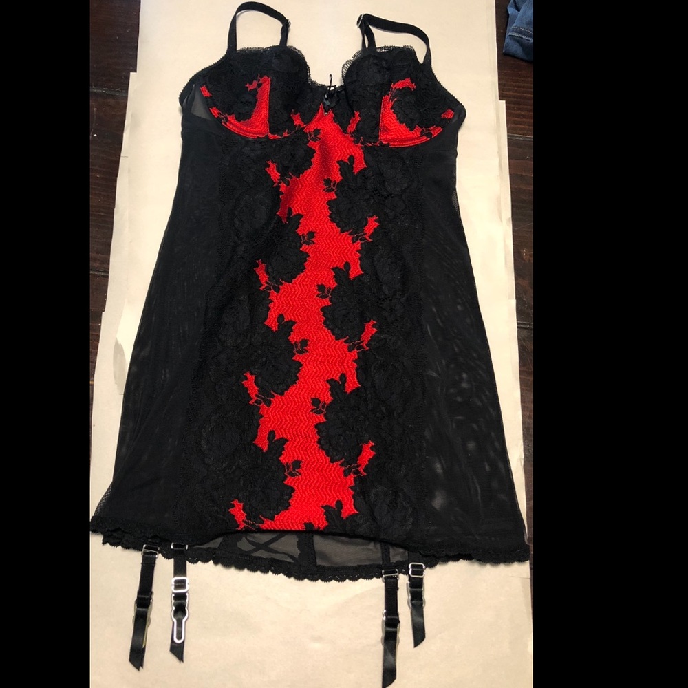 Victoria Secret Lingerie. 34 B. Black & Red.